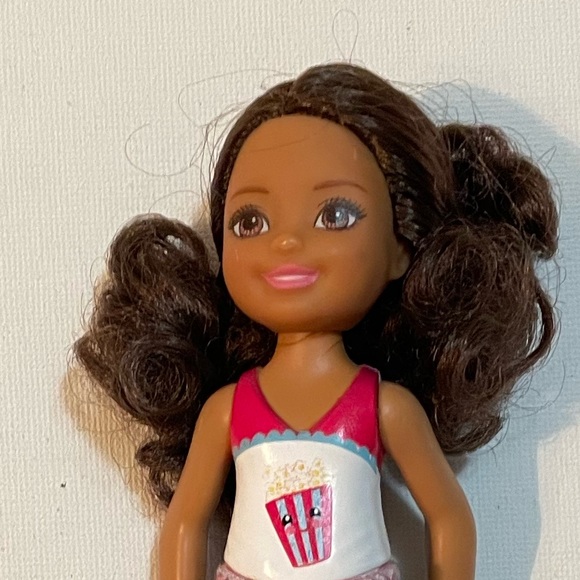 Barbie Little Sister Chelsea Kelly Popcorn Doll - Picture 1 of 3
